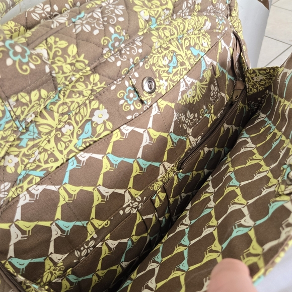 Vera Bradley Sitting in a Tree Weekender Travel Bag - Picture 5 of 9